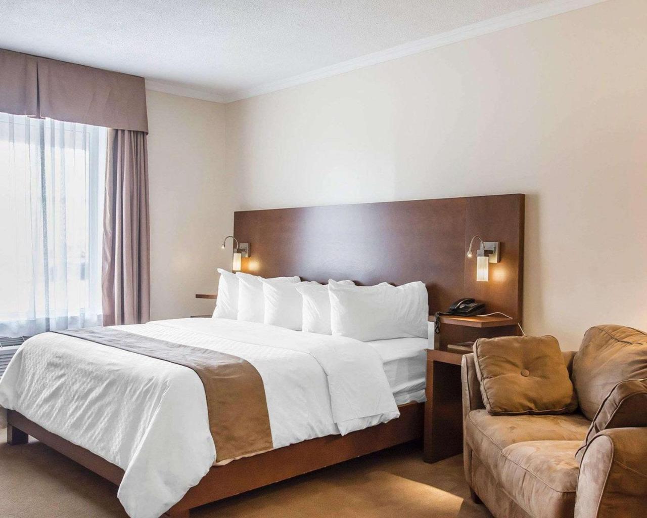 Hotel Danube Bleu Forestville Luaran gambar